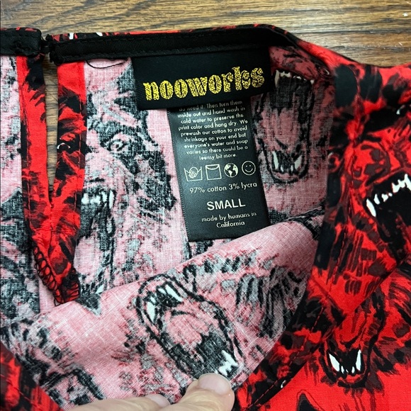 Nooworks Wolverine Ruffle Top - Picture 2 of 5